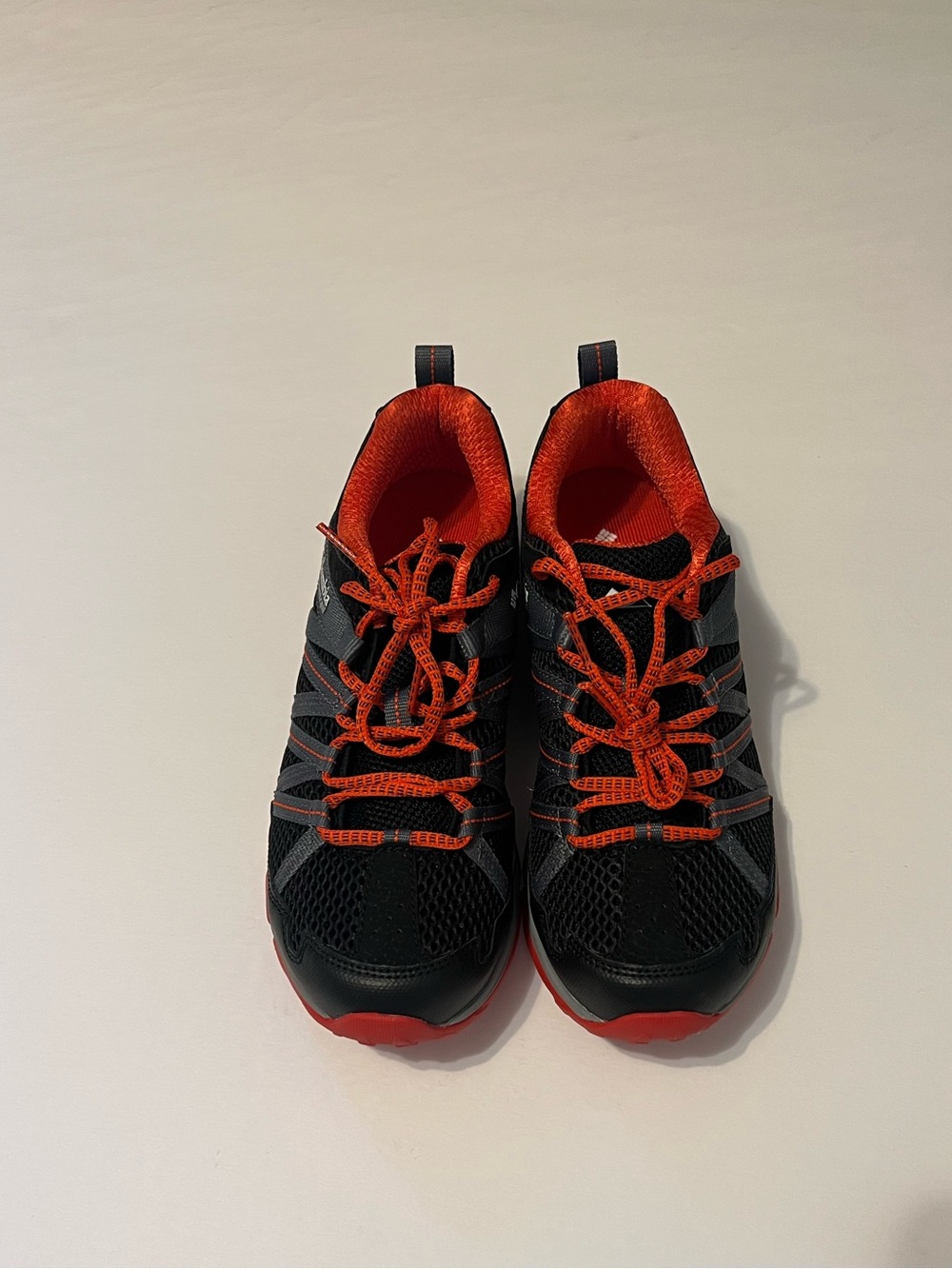 Columbia Men’s Black and Orange Trail Sneakers - Picture 3 of 9